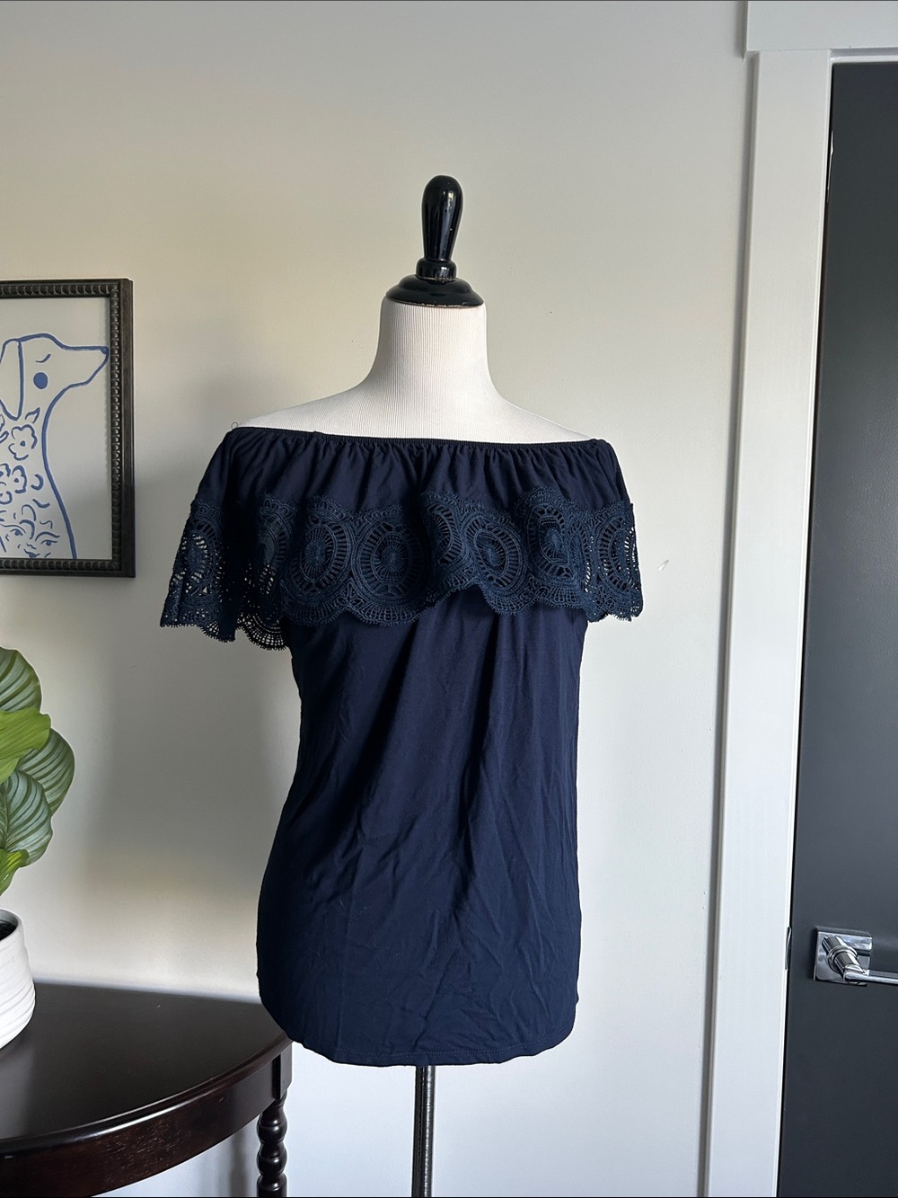 Adrianna Papell M Off-Shoulder Navy Lace-Trim summer Top